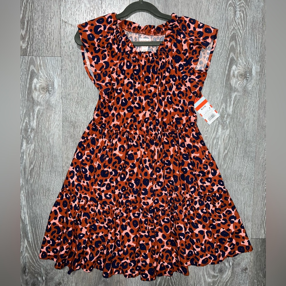 Girls dress cat and Jack